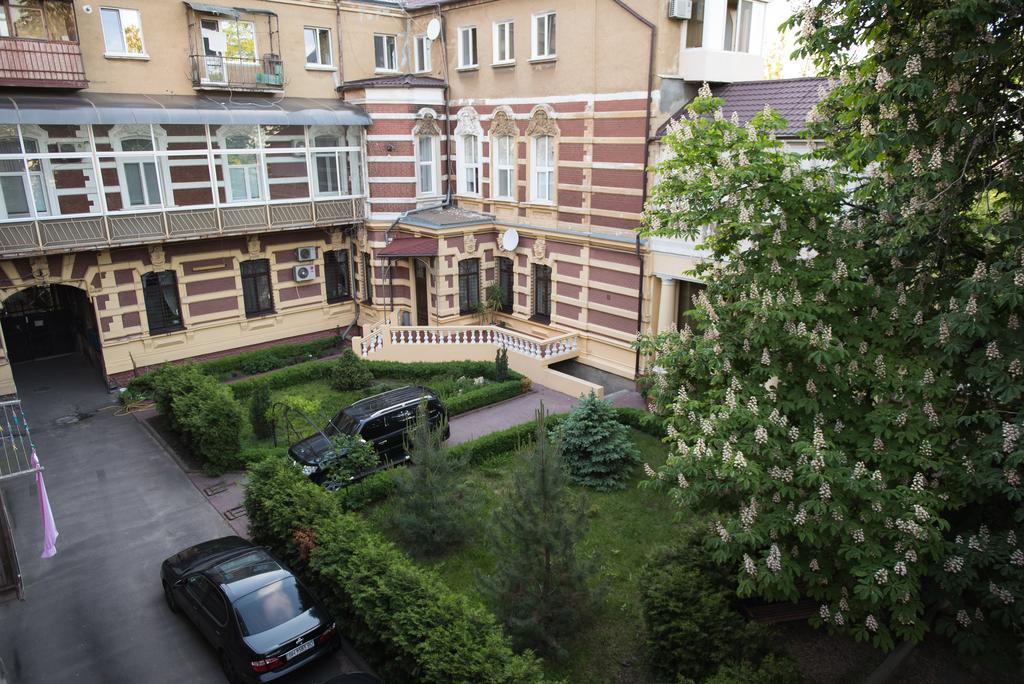 Vip Apartment Na Derebasovskoi Οδησσός Εξωτερικό φωτογραφία